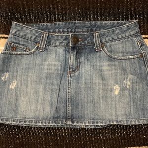 Hurley Distressed Denim Skirt!